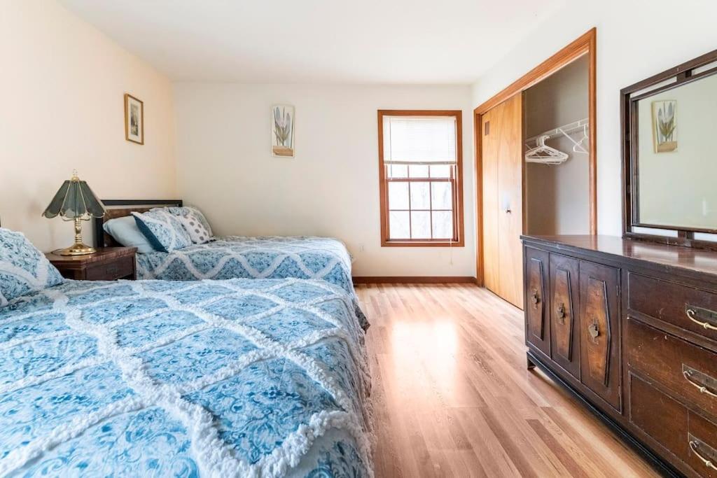 Cheerful Pocono Home Away From Home Albrightsville Buitenkant foto